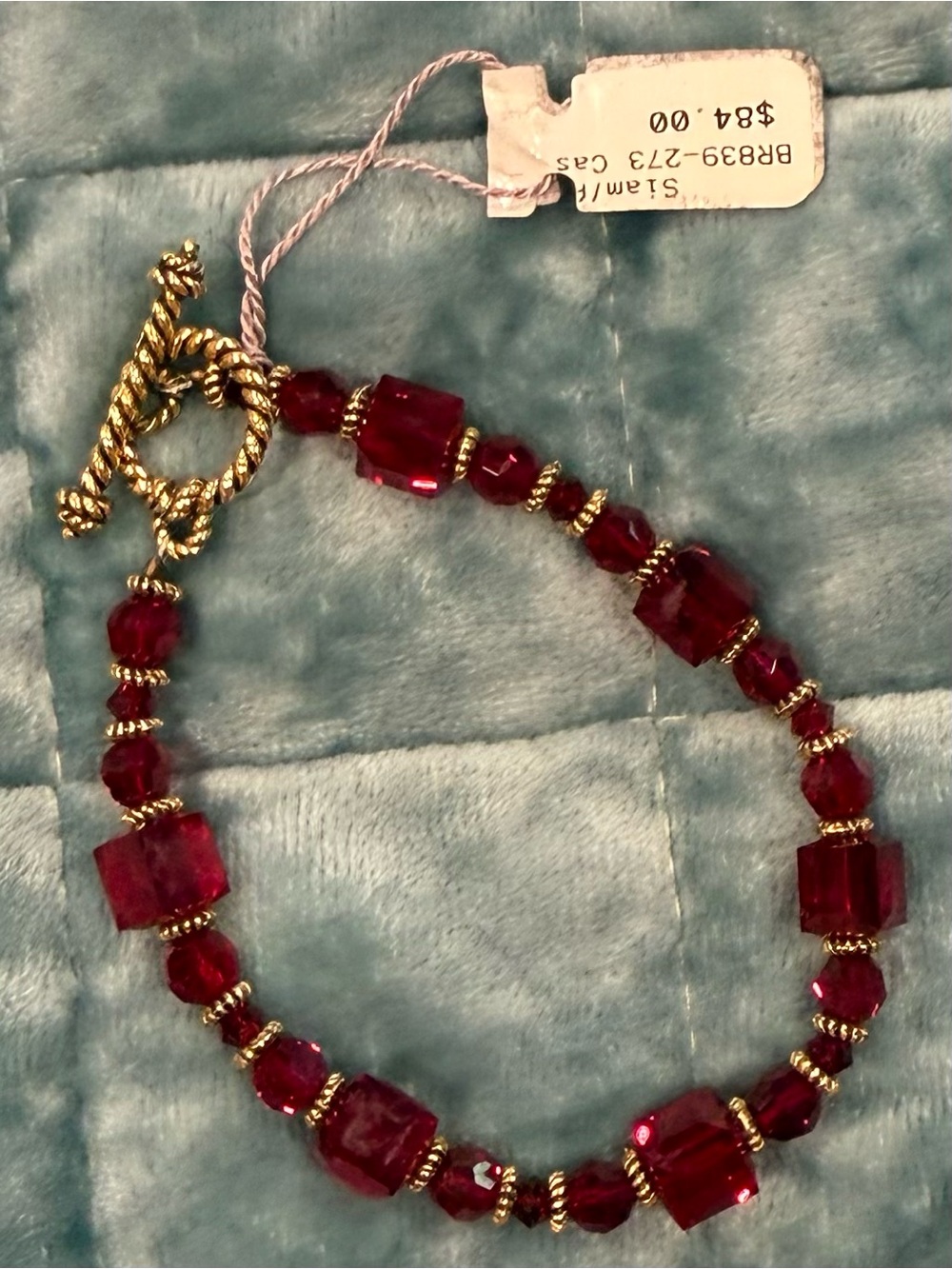 NWT Vintage Red Faceted Crystal Glass Beaded Bracelet Gold Tone Toggle